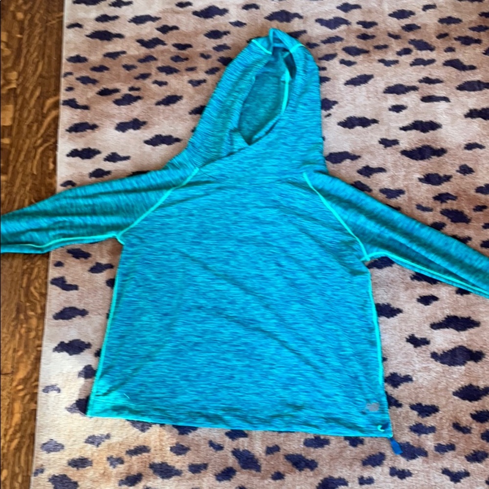 green workout hoodie * barely used *